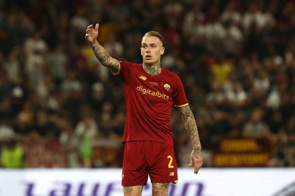 'Rick Karsdorp is klaar met José Mourinho en komt niet opdagen op training'