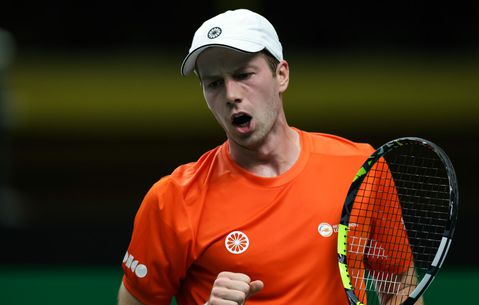 Botic van de Zandschulp klopt Tommy Paul in Davis Cup Finals