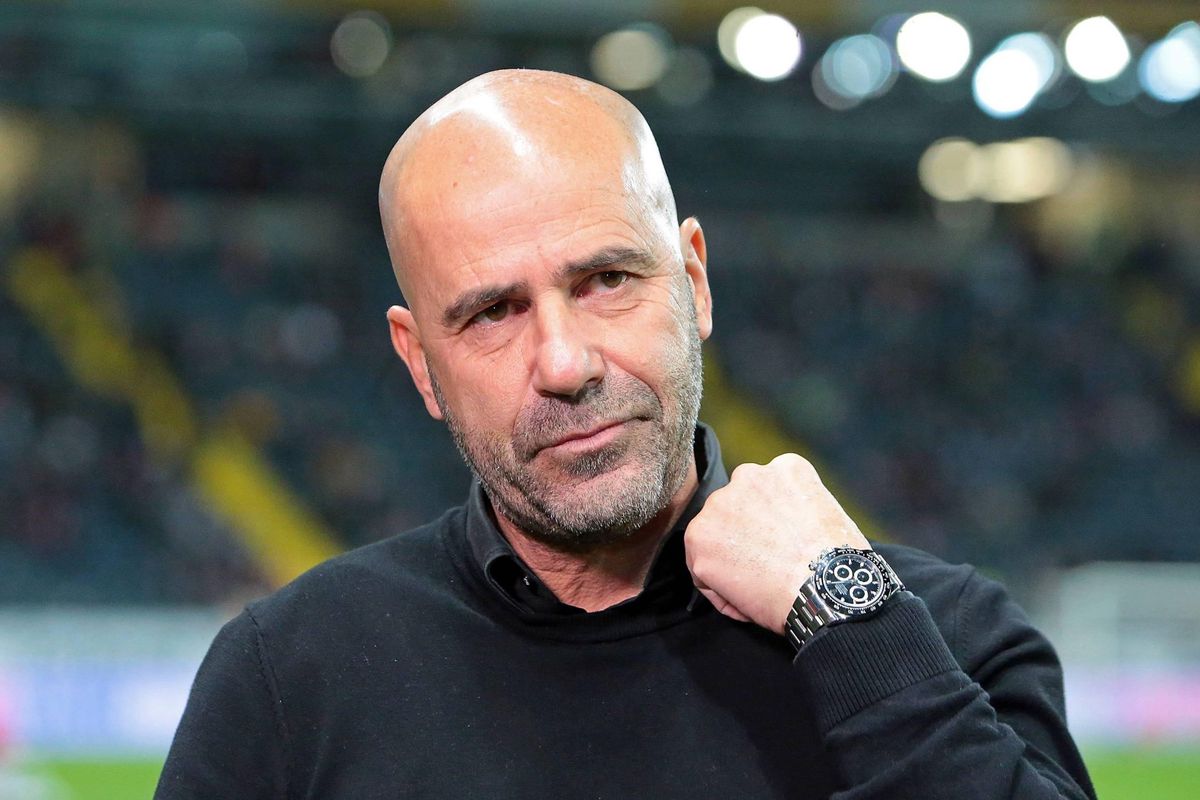 Bosz krabt zich achter de oren na harde afgang: 'Zal de nodige