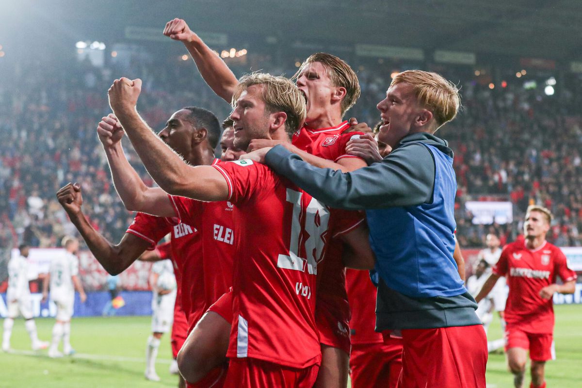 🔴🎥 | LIVE: stream hier Hammarby - FC Twente (afgelopen)