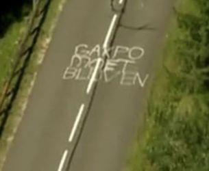 📸​ | PSV-fans hebben duidelijke boodschap voor Cody Gakpo in Tour de France
