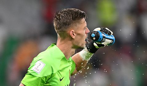 📸 | Andries Noppert krijgt een eigen biertje: 'Fri(e)s blond bier van 6,4%'