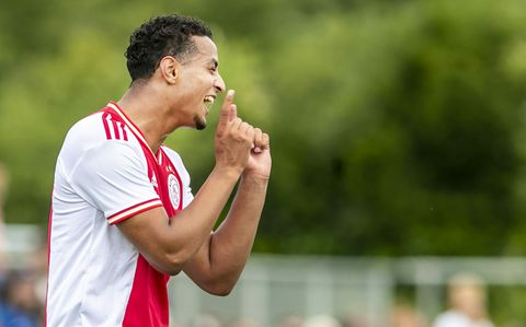 💍​| 12 dagen na verbroken verloving is Mo Ihattaren weer verloofd