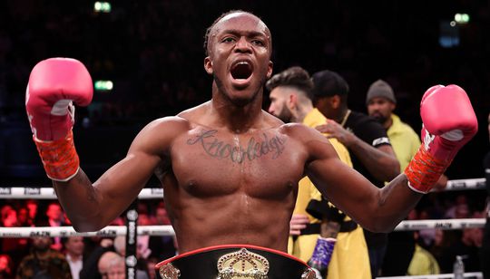 Vader van Tommy Fury maakt 'ruzie' met KSI: 'Hou je bek, jij menselijke ananas'