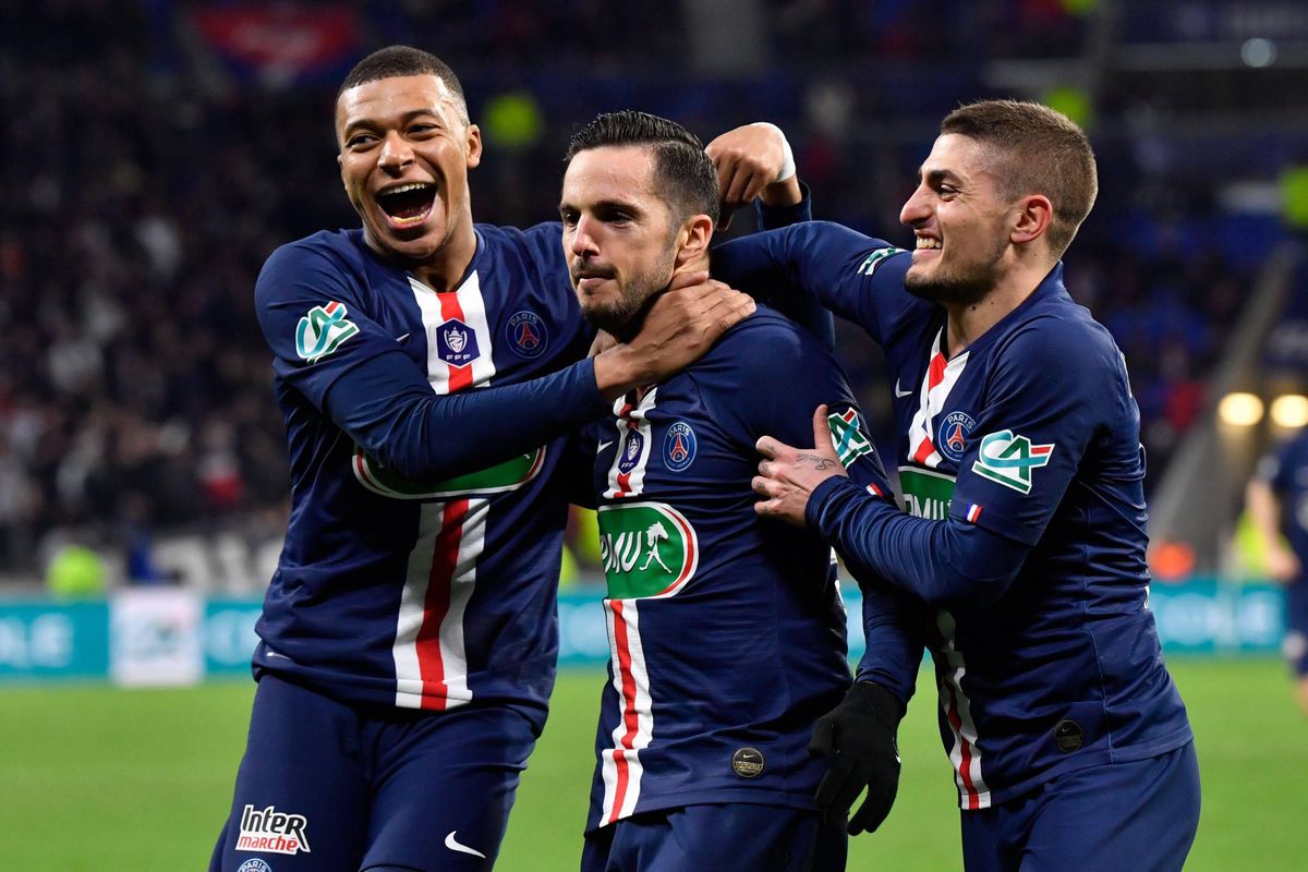 PSG staat dankzij hattrick Mbappé in finale Franse beker