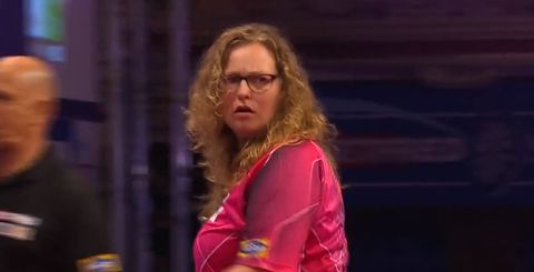 Aileen de Graaf moet buigen voor Fallon Sherrock in 1e finale Women's World Matchplay