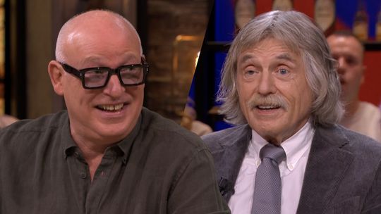 🎥 | René en Johan over Studio Voetbal: 'Ik gleed van de bank af'