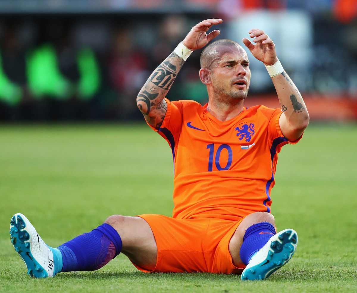 Whut! Spaanse krant benoemt Sneijder tot slechtste middenvelder van het jaar