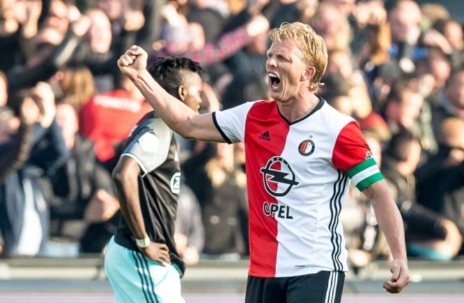 Kuyt kopt vlak voor tijd Feyenoord naast Ajax in de Klassieker