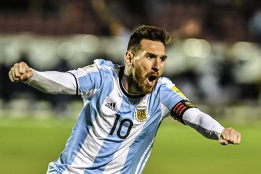 Fenomenale Messi schiet Argentinië met hattrick naar WK, Alexis Sánchez uitgeschakeld (video)