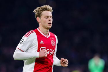 Frenkie de Jong hard over eigen spel: 'Ik was niet goed genoeg'