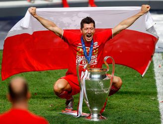 UEFA denkt aan nieuw Champions League-model: 'Afschaffing groepsfase'