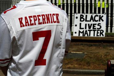 Baas NFL hoopt dat Kaepernick weer een team krijgt: 'Ik moedig ze aan'