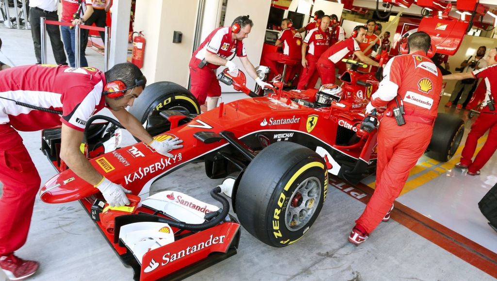 Gerucht: Verstappen neemt plaats Raikonen in bij Ferrari; Raikonen maakt zich geen zorgen