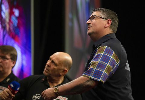 Schotse fans in Aberdeen moeten vechten om taxi's en missen hoe 'hun' held Gary Anderson meteen afgaat