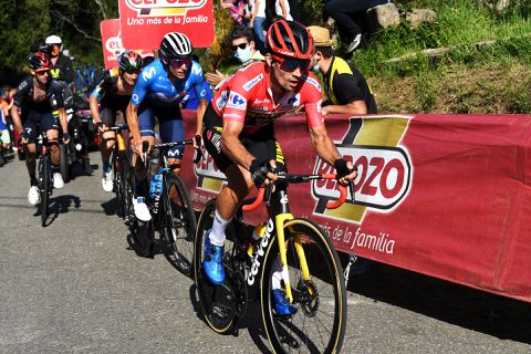Primoz Roglic zo goed als zeker van triplewinst Vuelta, Champoussin pakt de dagprijs