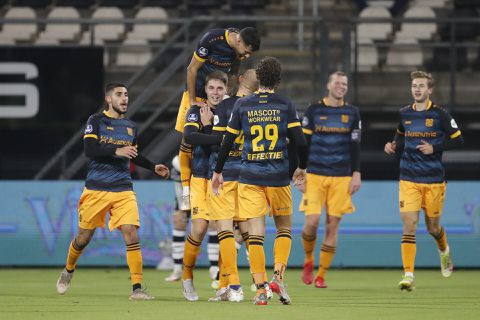 Joey Veerman schiet sc Heerenveen naar 3 punten bij Heracles Almelo