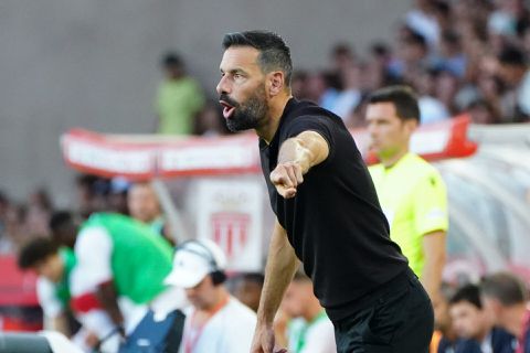 Opstelling PSV tegen AS Monaco: Ruud van Nistelrooij gebruikt zelfde 11 als vorige week