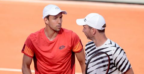 Matwé Middelkoop verliest met Duitser in halve finales van Belgen in dubbelspel Roland Garros