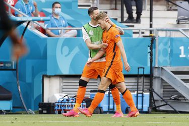 René van der Gijp over Matthijs de Ligt: 'Is hij Arnold Schwarzenegger ofzo?'