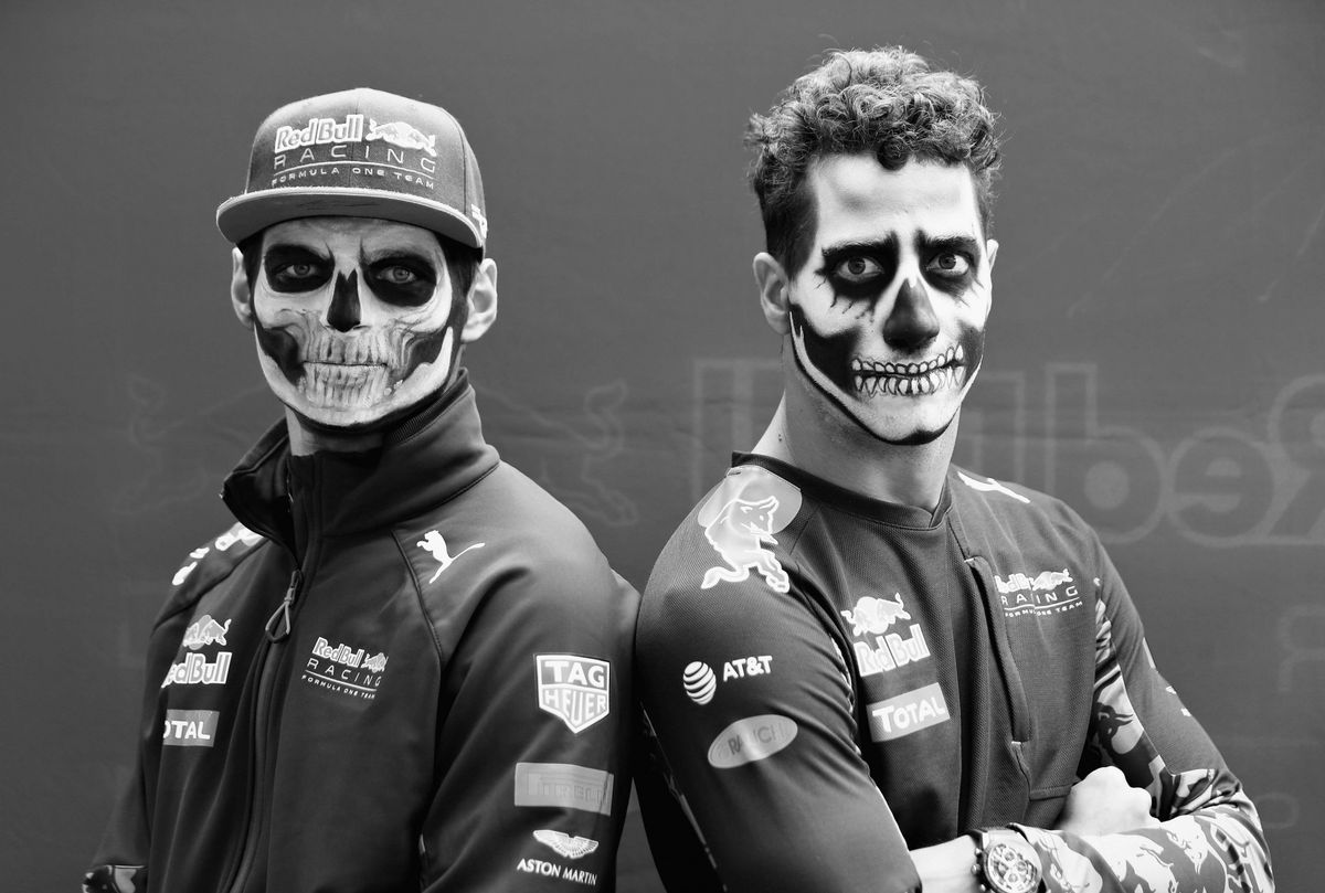 Happy Halloween! F1-coureurs geven toe waar ze bang voor zijn (video)