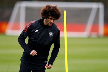 Mourinho verrast: Geen Pogba, wel Mickey Mouse Fellaini