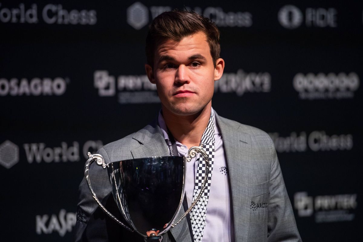 ♟ | Wereldkampioen én organisator Carlsen in finale online-schaaktoernooi
