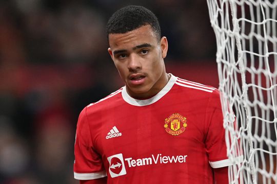 Mishandelde en verkrachte vriendin van voetballer Mason Greenwood reageert voor 't eerst na beschuldigingen