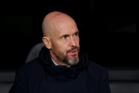 Erik ten Hag gefrustreerd na nederlaag bij FC Kopenhagen: 'Hier is voetbal niet voor bedoeld'