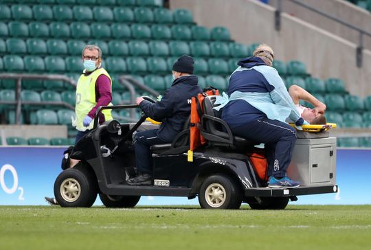 🎥 | Rugbyer Jack Willis loopt ZWARE blessure op, TV weigerde herhaling uit te zenden