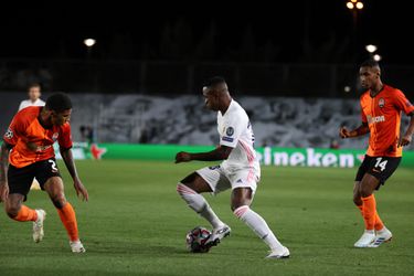 🎥 | Invaller Vinicius breekt Champions League-record met een goal na 15 seconden