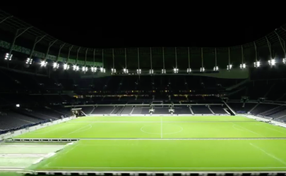 🎥 | Timelapse! Zo veranderde het Spurs' Stadium voor het NFL-duel tussen Giants en Packers