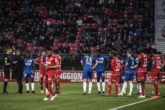 Racistische uitingen bij Ligue 1-duel, slachtoffer vraagt om staking wedstrijd