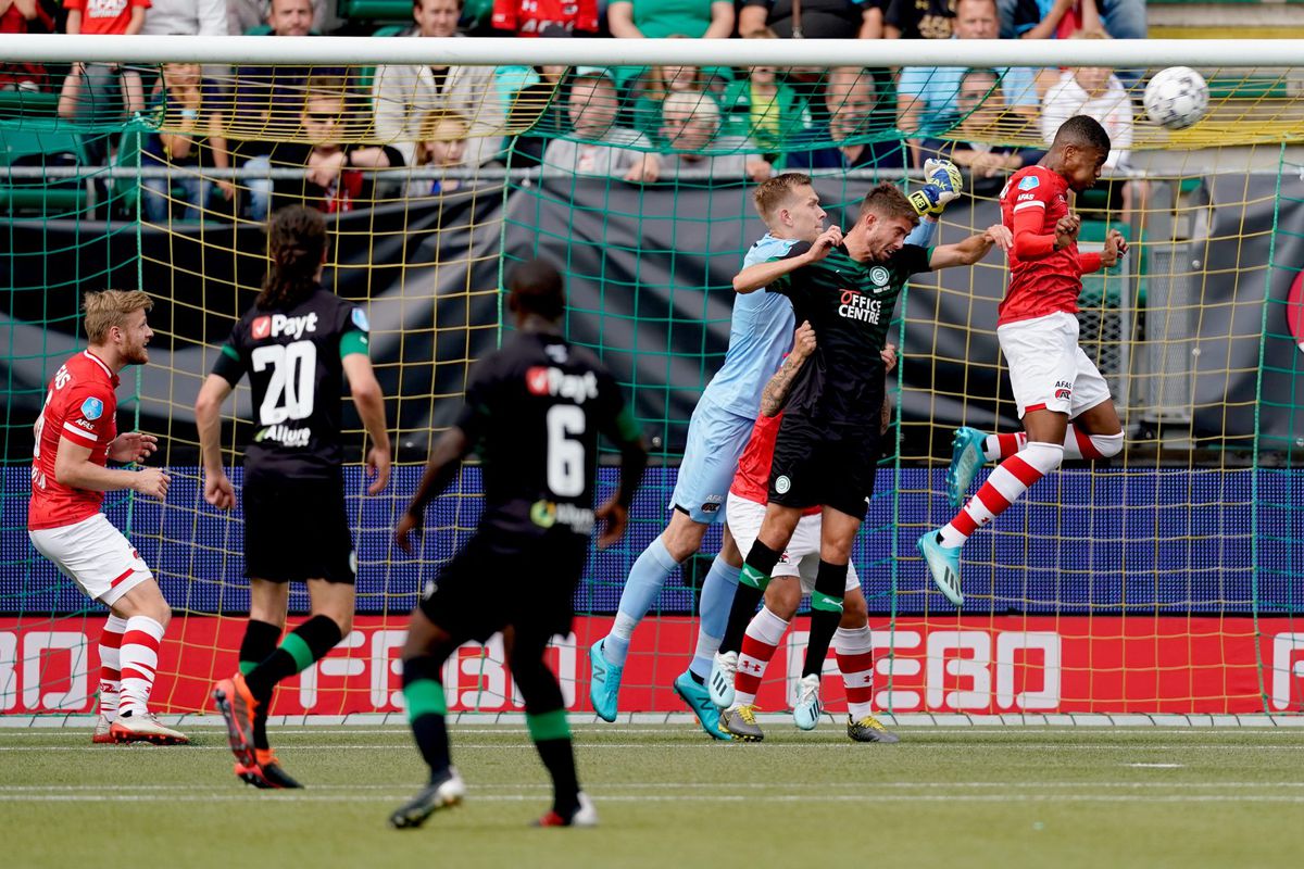 AZ na 7 officiële wedstrijden nog altijd zonder tegengoal: ook FC Groningen krijgt 'm er niet in
