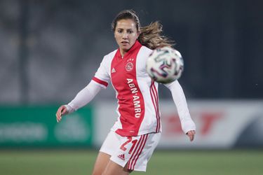 Oranje Leeuwin Vanity Lewerissa deelt goed nieuws: ‘Ik ben weer kankervrij’