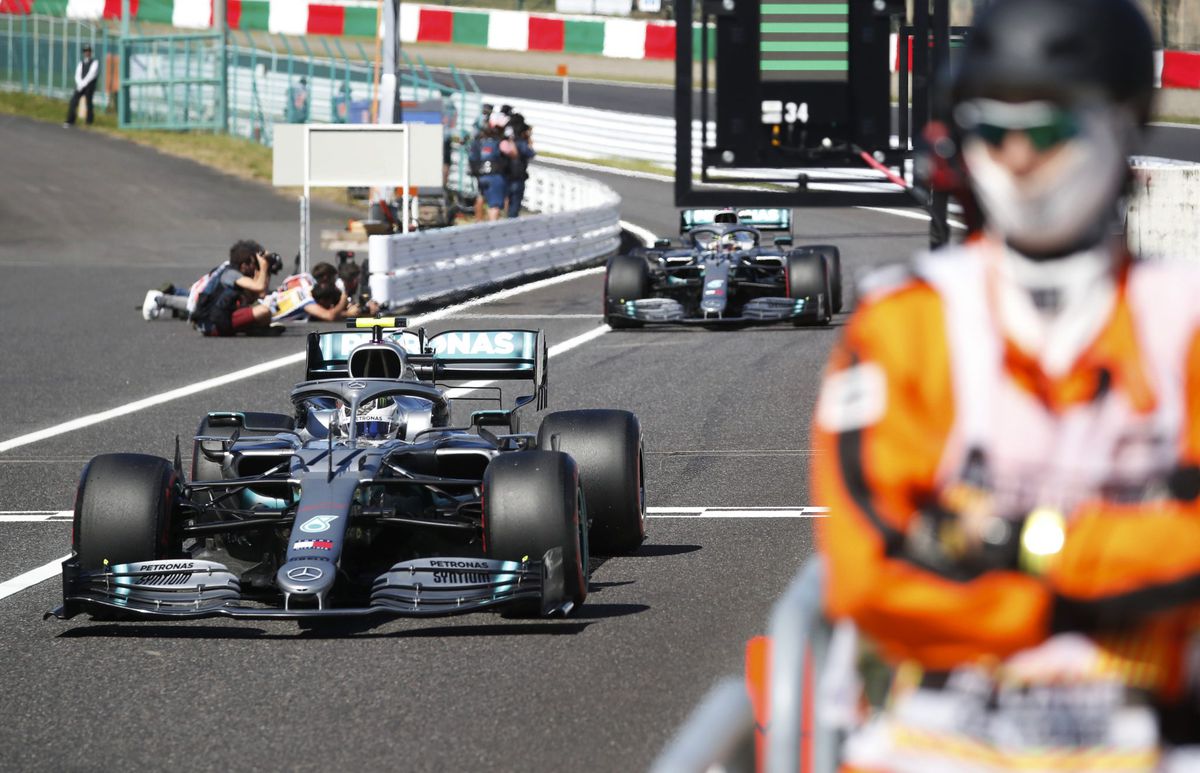Mercedes haalt constructeurstitel op in Japan