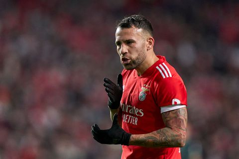 Benfica-speler beroofd in eigen huis, vrouw en zoon zijn getuigen