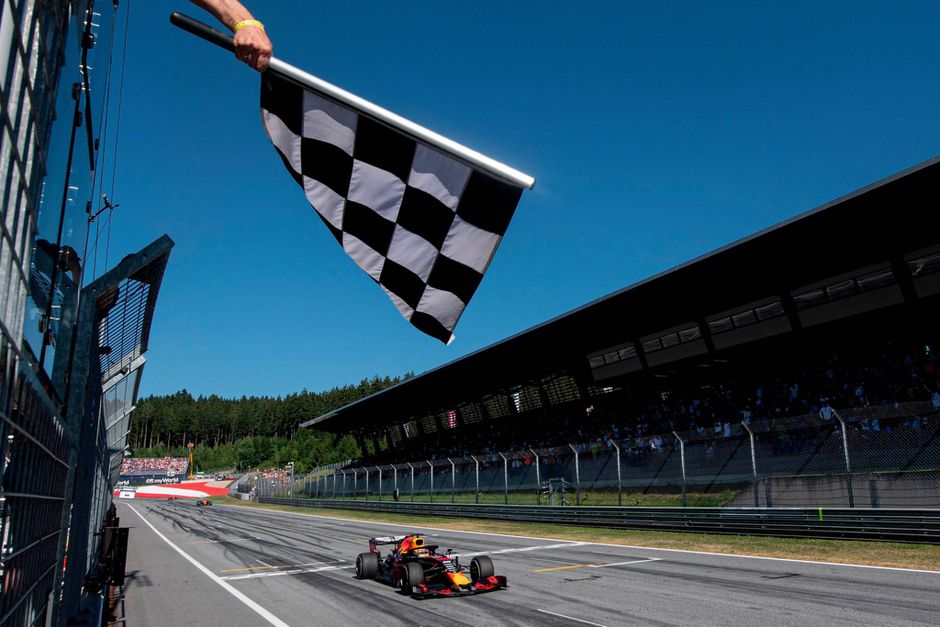 Teambaas Horner lyrisch over Verstappen: 'Hij is de allerbeste'