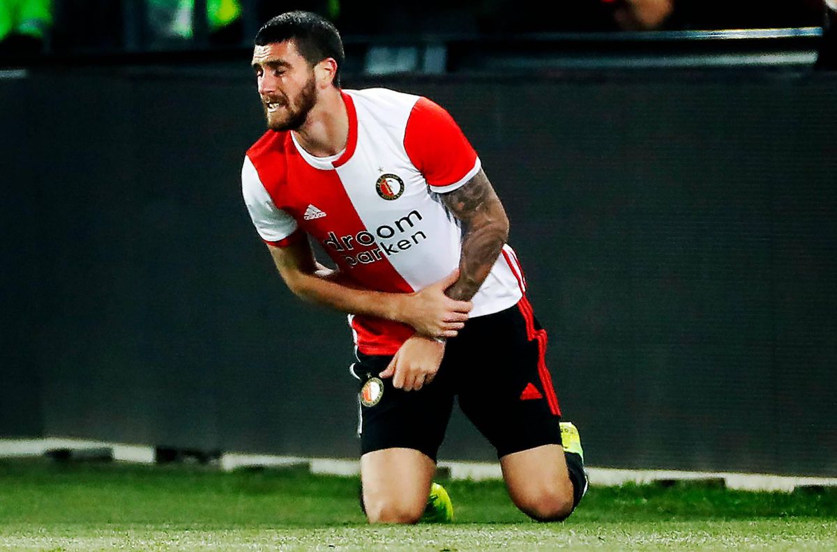 Feyenoord denkt door blessures achterin aan brace voor Marcos Senesi