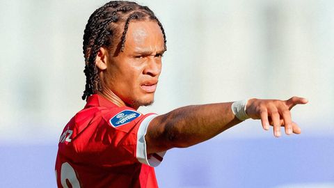 Xavi Simons debuteert met nederlaag bij RB Leipzig in oefenwedstrijd