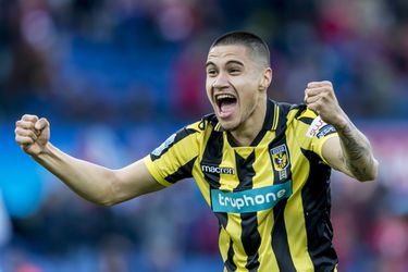 Diks huren kost Feyenoord nog geen miljoen