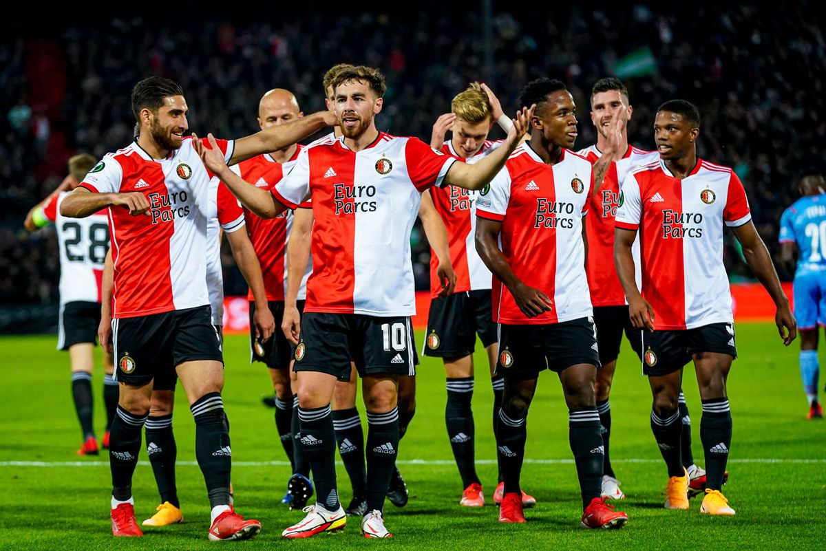 TV-gids: hier kijk je naar zinderende kwartfinale in De Kuip tussen Feyenoord en Slavia Praag