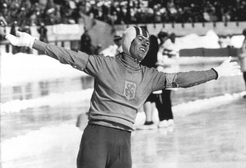 Schaatslegende Stien Kaiser (84) is overleden, de 1e Nederlandse winnares van het WK allround