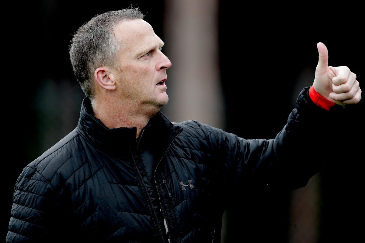 Officieel: Van den Brom vanaf komend seizoen trainer FC Utrecht