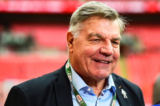 'Leeds biedt 3e trainer in een jaar 1 miljoen euro per duel: Allardyce krijgt zieke deal'
