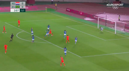 🎥 | Vivianne Miedema gaat vrolijk door met doelpunten maken: 1-0 tegen Brazilië