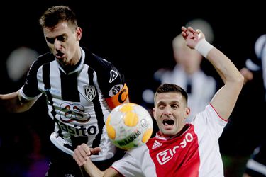 Brutaal Heracles bezorgt Ajax volgende domper bij Real-generale