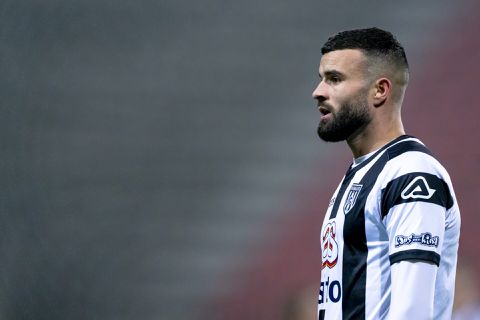 Heracles Almelo grijpt in na alle commotie rondom Rai Vloet: wel trainen, niet spelen