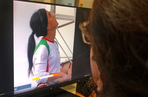 Iran: 'vermiste' sportklimmer Elnaz Rekabi is gewoon op weg naar huis