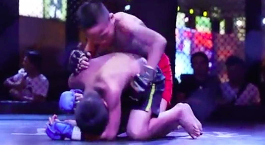 Chinese 'fight club' in opspraak na afbeulen 12-jarige weeskids tot MMA-monsters (foto's)